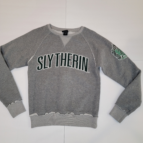 Harry Potter Universal Studio Slytherin Adult Sweatshirt Size XS - Picture 3 of 11
